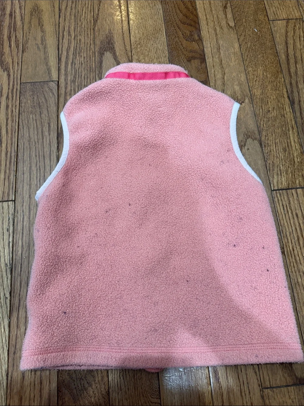 Patagonia Pink Girls' Sleeveless Fleece Vest - Picture 4 of 4